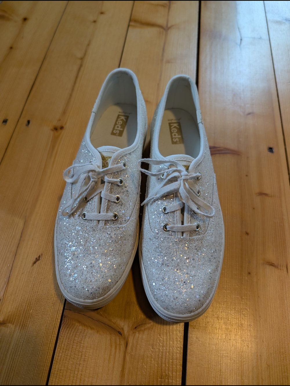 Keds Womens Point Glitter Celebrations Lace Up Athletic Sneakers in White